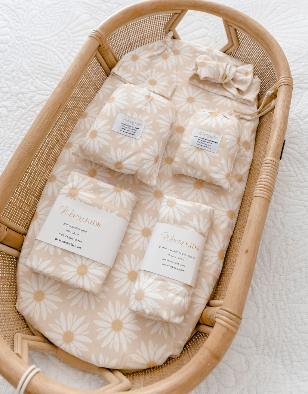 Daisy Organic Cotton Jersey Change Pad / Bassinet Sheet