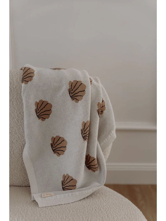 Shell blanket - tan